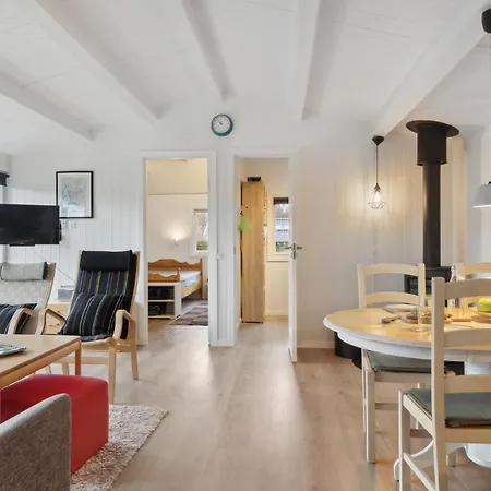Lovely In With Kitchen *